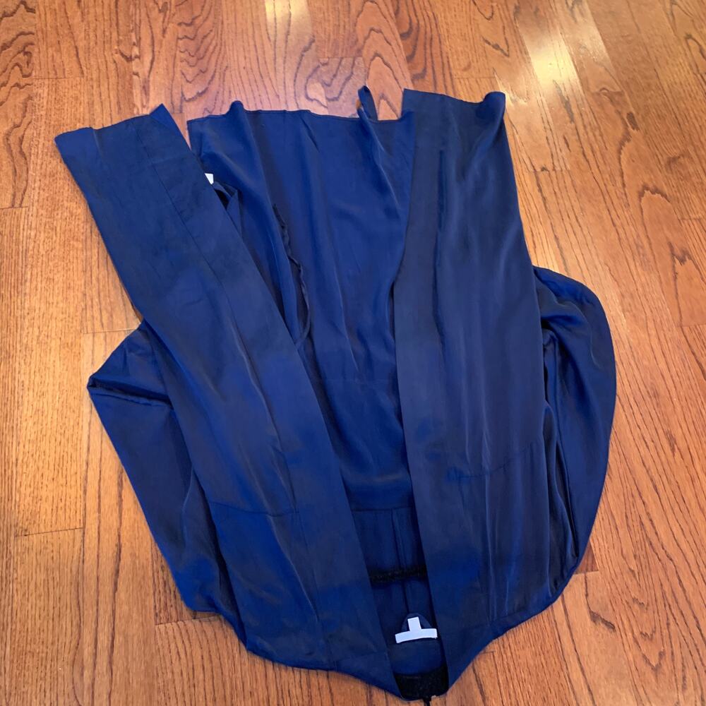 Lunya Washable Silk Robe MSRP $298 | Navy Blue | Size XS/S - Picture 7 of 10